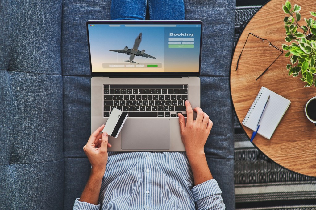 Deleting your search history will make the flight prices cheaper? Experts reveal the amazing truth